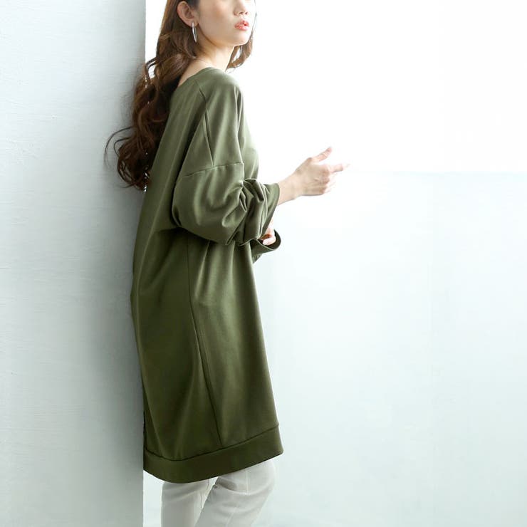 深キーネックチュニックワンピース