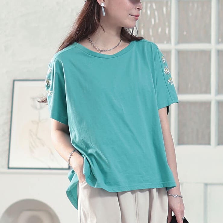 接触冷感花柄スリーブコットンTシャツ