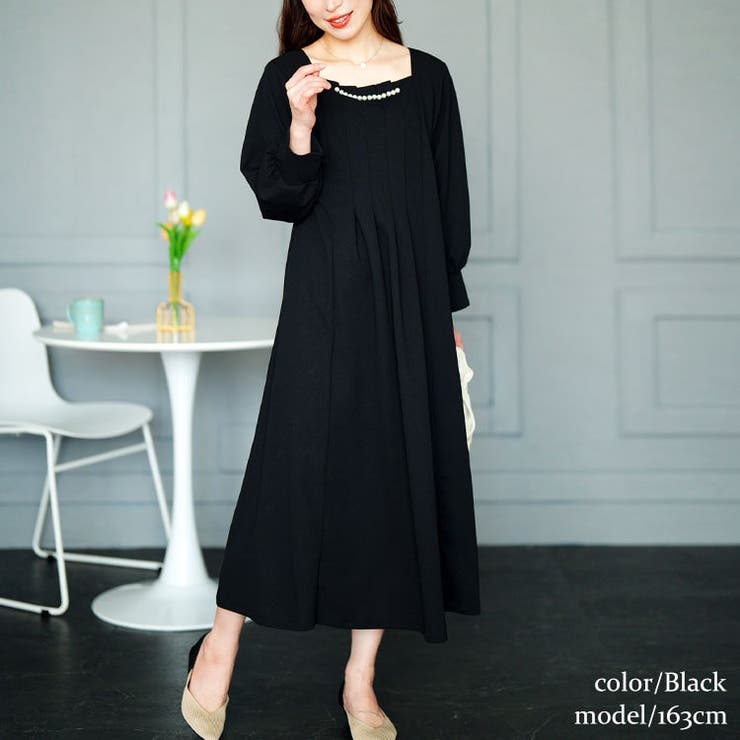 ブラック | 大きいサイズレディース ワンピース 胸元タックパール付きフレアワンピース | GOLDJAPAN　大きいサイズ専門店