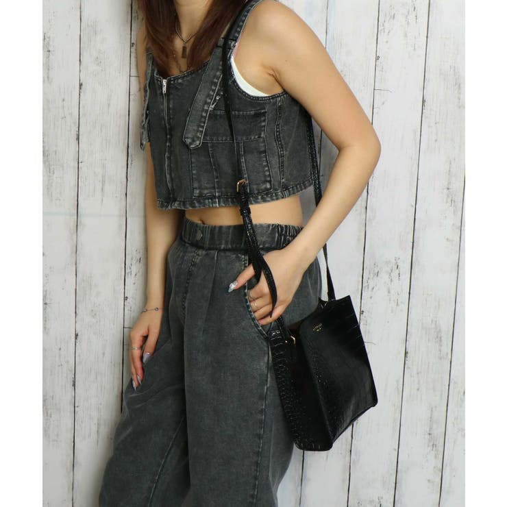 《型押しデザイン×スクエア》縦型ミニショルダーバッグ／シンシアショルダー	 | GORGE  | 詳細画像24 