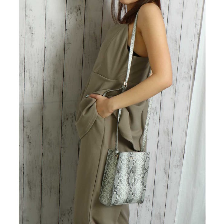 《型押しデザイン×スクエア》縦型ミニショルダーバッグ／シンシアショルダー	 | GORGE  | 詳細画像30 