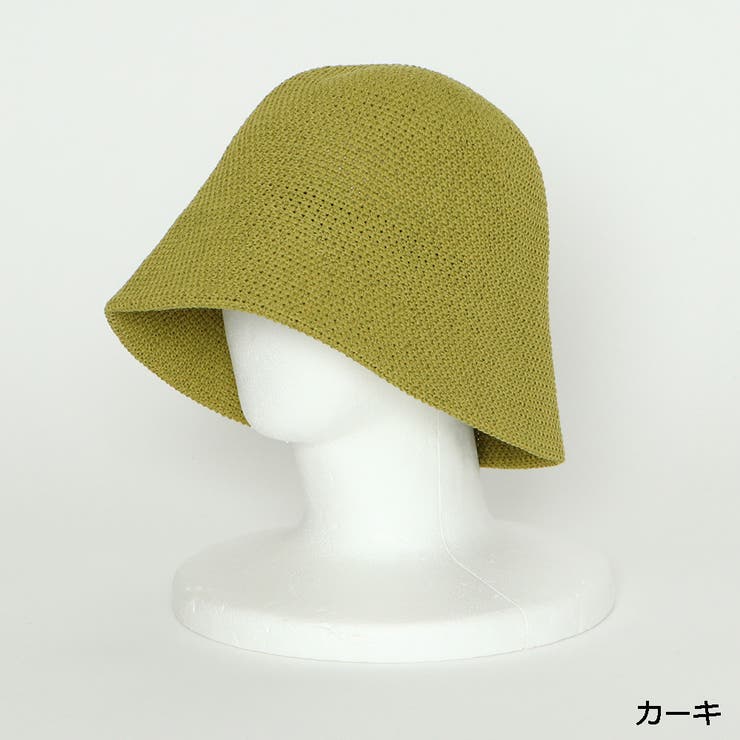 カーキ