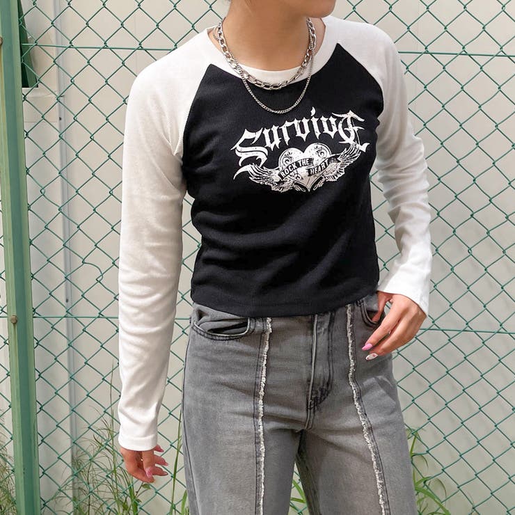 ロックラグランロングTシャツ（ユニセックス着用）（Tシャツ