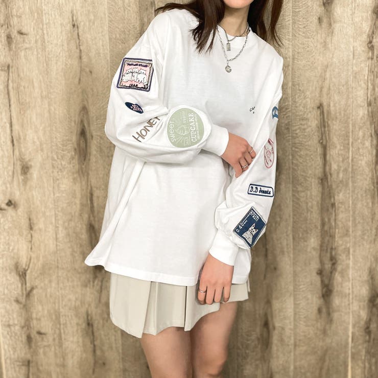 303【美品】カナダグース☆袖ワッペン入り長袖Tシャツ ロンＴ ホワイト 袖ワッペンケーキロンT[品番：GORW0008573]｜GORGE （ゴージ）の