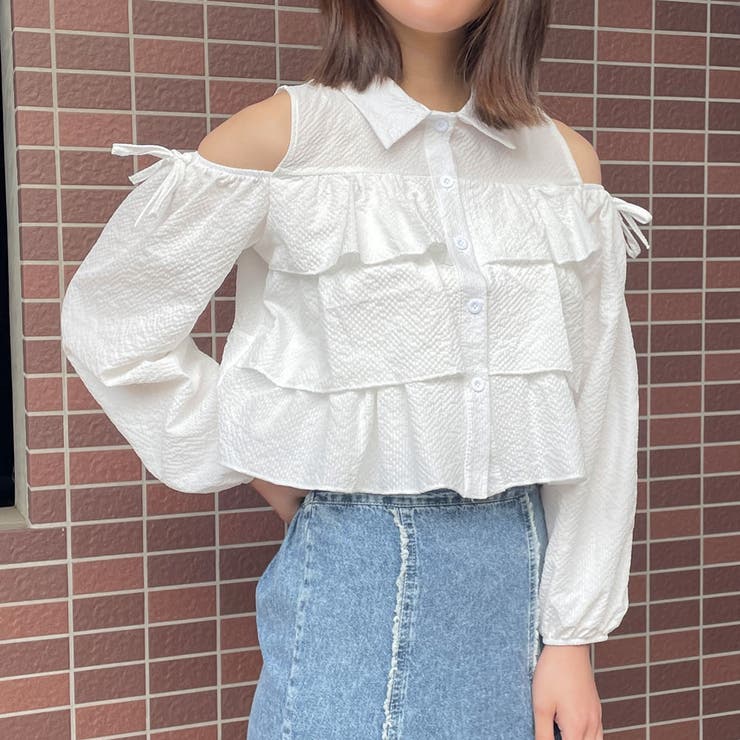 big collar frill blouse / white （ビッグカラーフリルブラウス