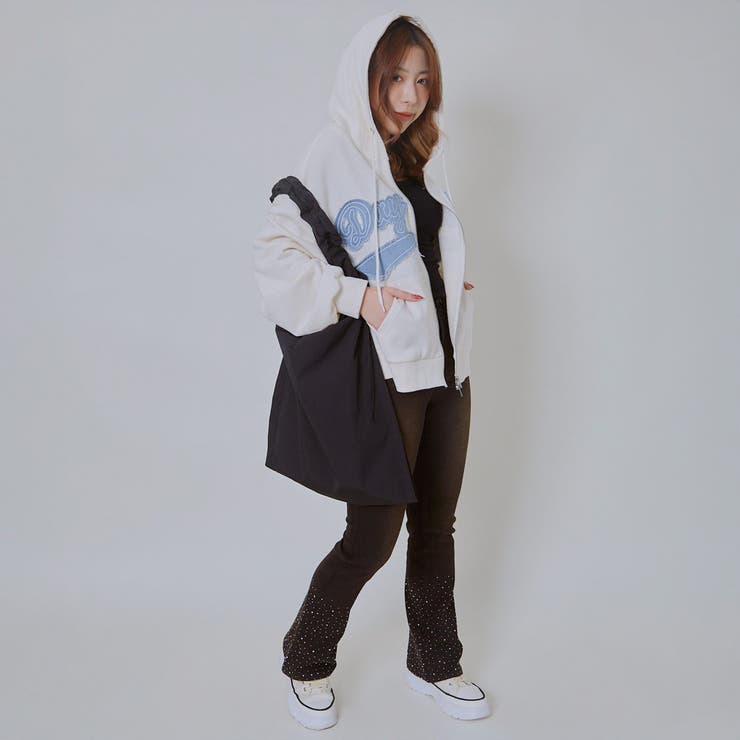 ロゴ貼り付け×ZIPデザイン》レディース 裏毛ジップパーカー ゆったり