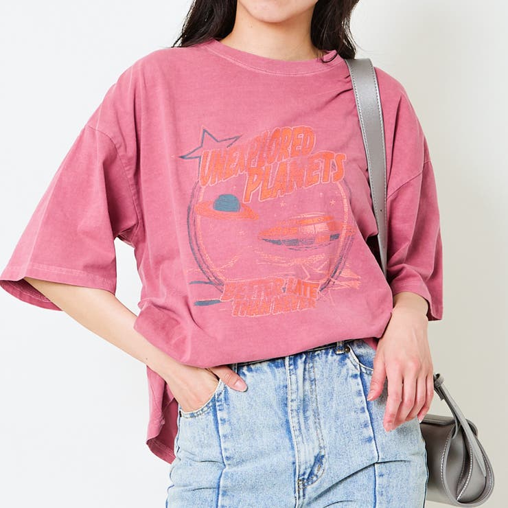 ピンク