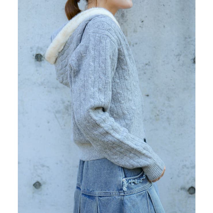 ケーブル編みとファーの最強コンビ♪刺繍入りWジップパーカー[品番