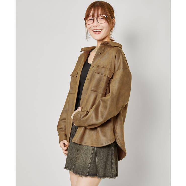 新品タグ付き　ナチュラルビューティー　ベアポンチジャケット フェイクレザー見え×ゆるシルエット》一枚でサマ見え！合皮風