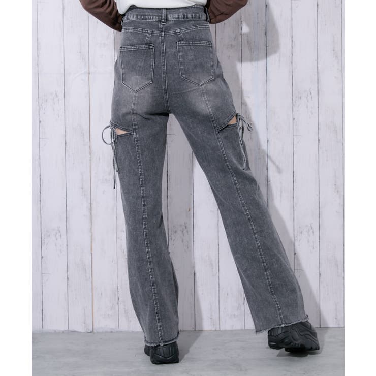 サイドカット×リボン》レディース デニムパンツ／トレンド