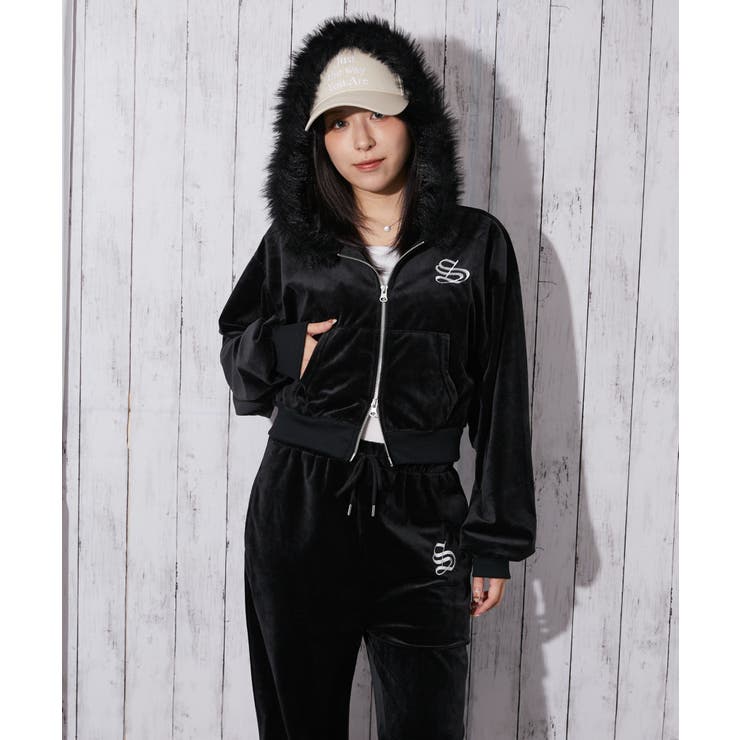 ファーフード×ベロア素材》レディース ジップパーカー セットアップ