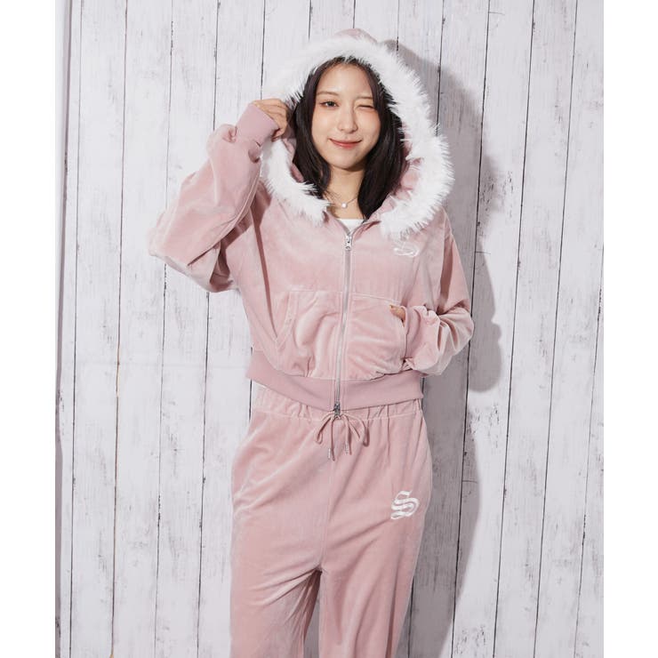 ファーフード×ベロア素材》レディース ジップパーカー セットアップ