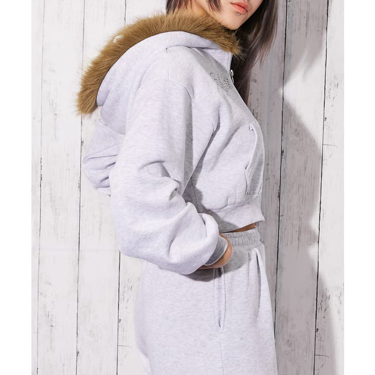 《ファーフード×ロゴストーン》ショート丈ジップパーカー 秋冬◎ | GORGE  | 詳細画像3 