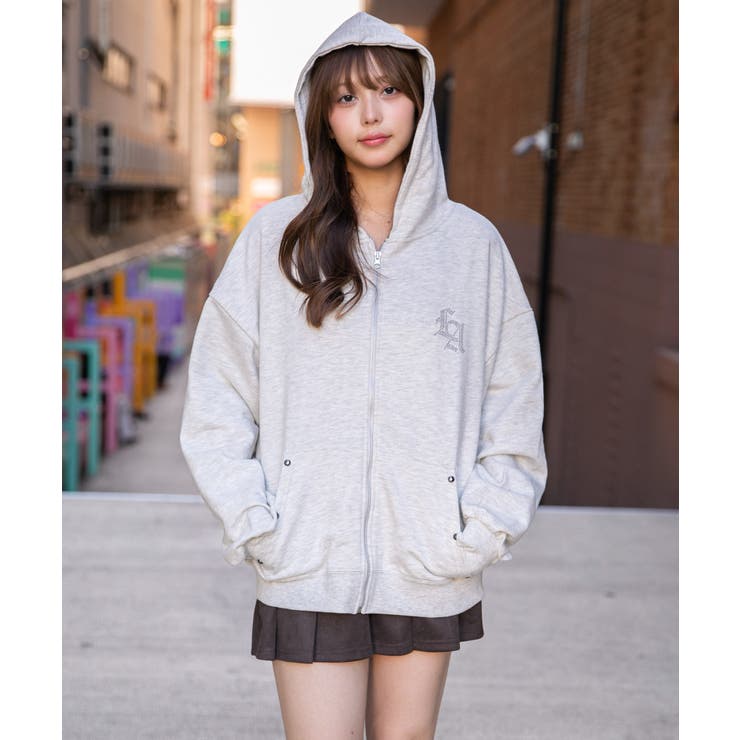 完売モデル★ドゥロワー ロゴ刺繍 サイドジップ コットンカシミヤ裏毛パーカー Drawer（ドゥロワー）の「Drawer コットンカシミヤ裏毛パーカー（T