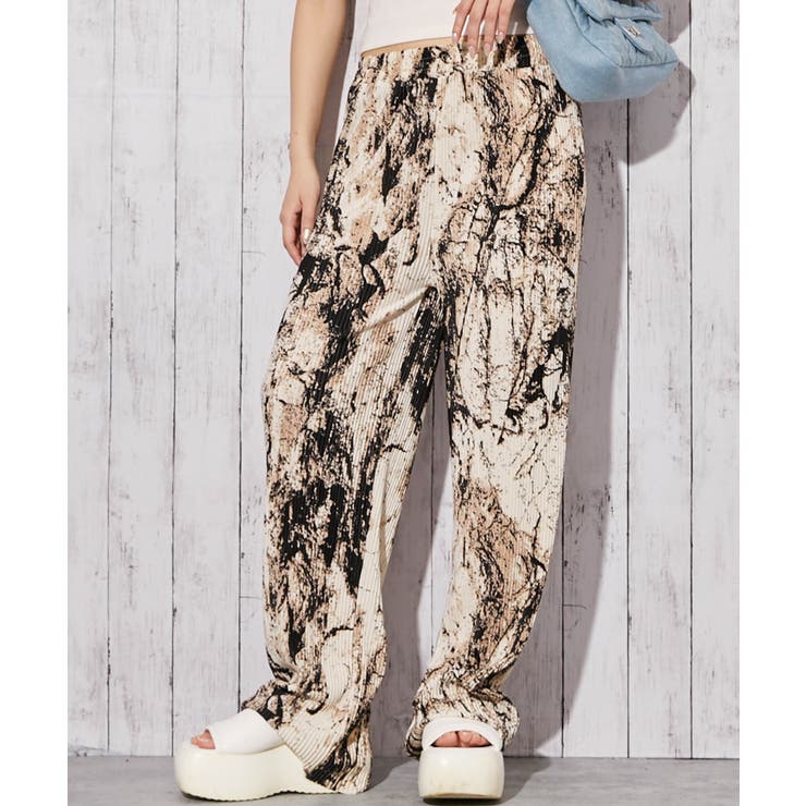 アイボリー | 《プリーツ イージー》柄ワイドパンツ／モードカジュアル／オールシーズン／全５色 | GORGE 