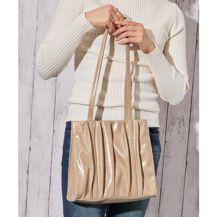 【TOPSHOP】2wayスタッズバッグ フェイクレザー quaranciel トートバッグ quaranciel: 2way スタッズ バケツ トート