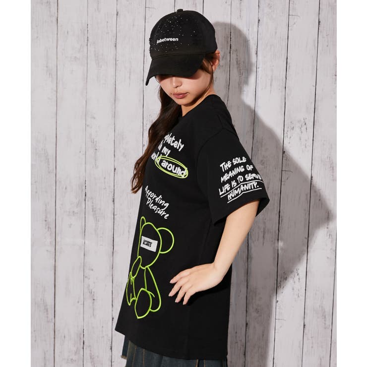 くまビッグ刺繍×落書きロゴ》Tシャツ／ストリート／春夏／全2色[品番