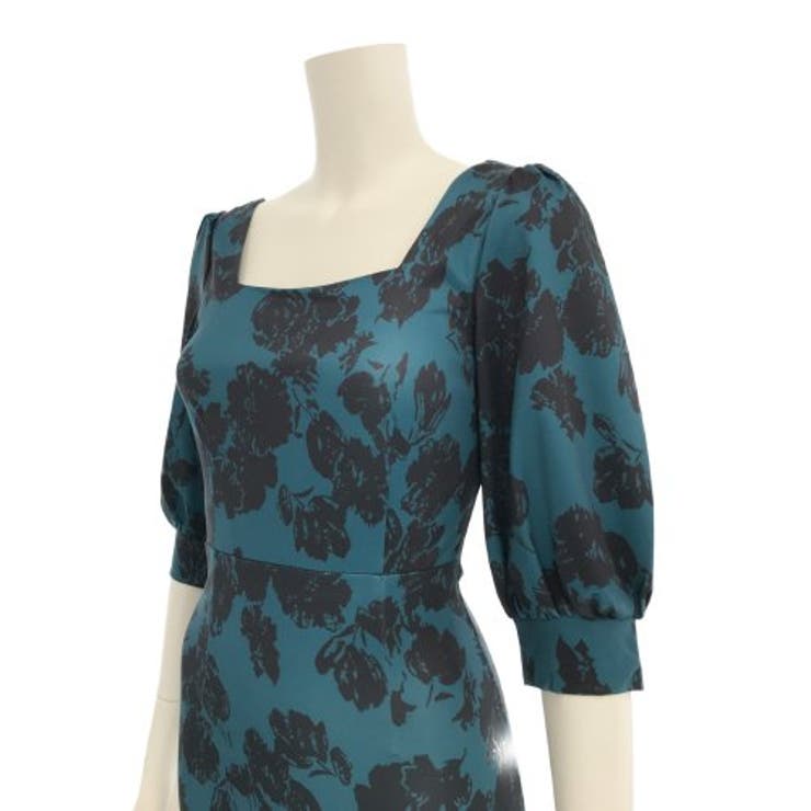 花柄をモチーフにスクエアカットの胸元が印象的なミディ丈ドレス(キャバドレス CA… | GRAXIA | 詳細画像12 