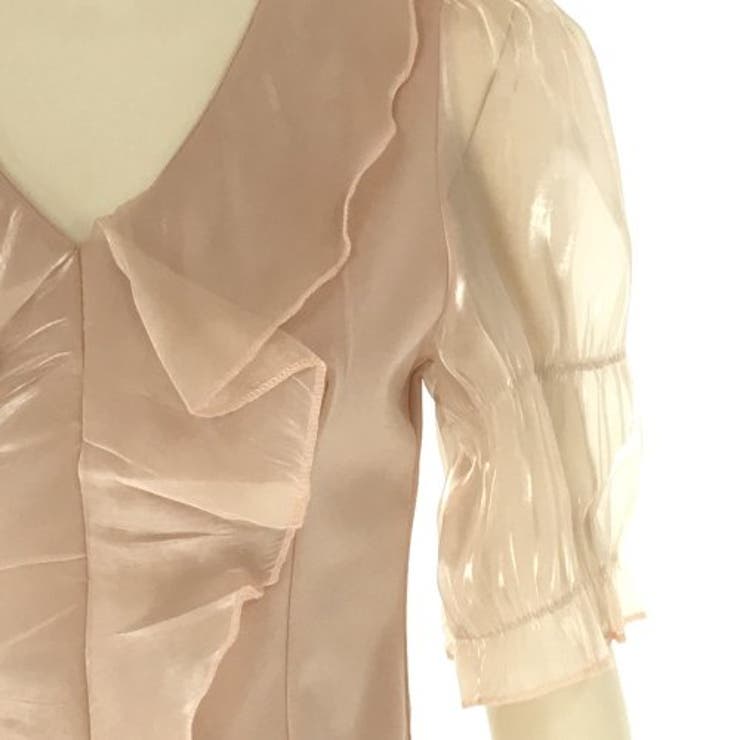 フリルが揺れるたびに大人女性の余裕を感じさせるトップス(TOPS) | GRAXIA | 詳細画像7 