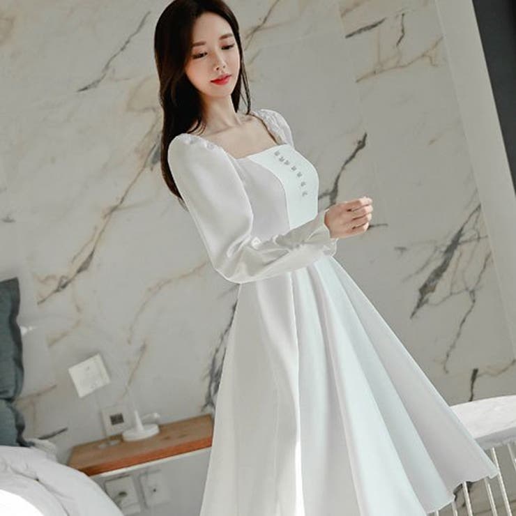純白ドレスを思わせる清楚風ミディ丈ワンピースドレス