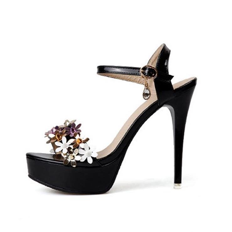 キュートな小花が咲くガーリーなストラップサンダル(CABARETSHOES) | GRAXIA | 詳細画像9 