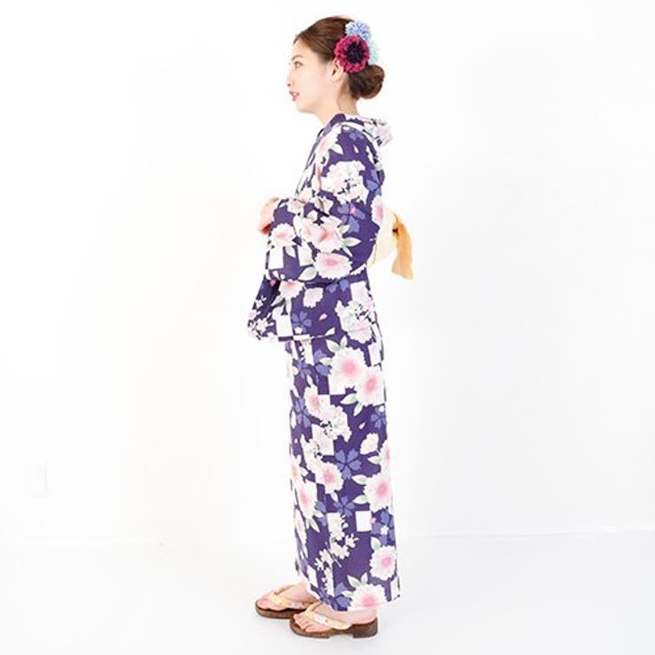 大ぶりな桜柄が愛らしい年齢問わず着られる浴衣3点セット(YUKATA