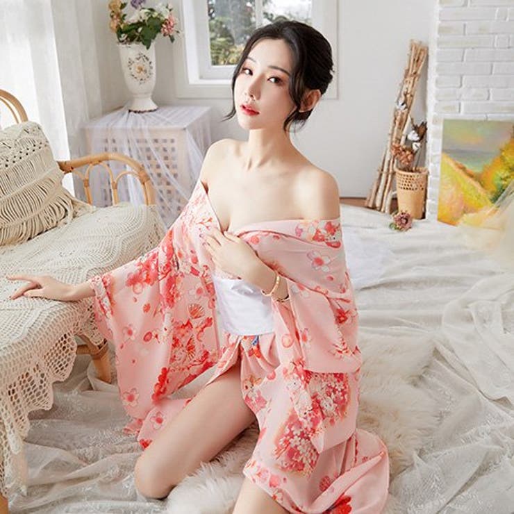 キュートな柄とロング丈の着丈から素肌がチラリと見え色気漂う浴衣風コスプレ(セクシ… | GRAXIA | 詳細画像4 