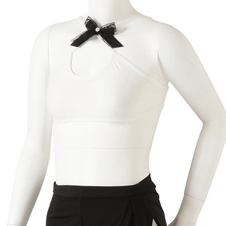 バストを強調し大胆カットから見える素肌でセクシーアピールが抜群の秘書風コスプレ | GRAXIA | 詳細画像15 