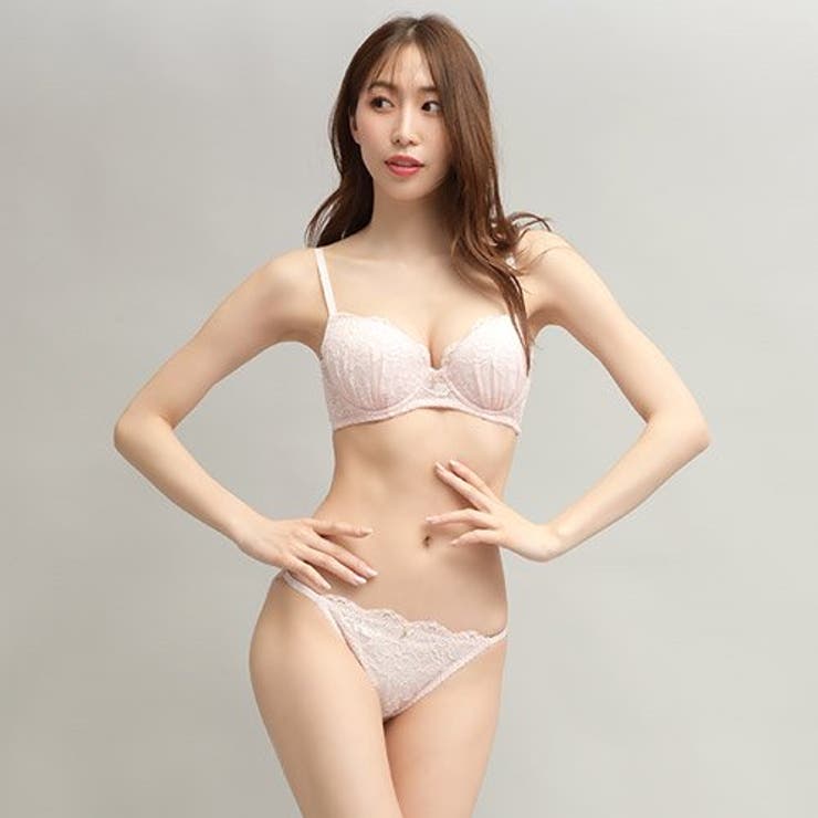 凛とした大人の雰囲気漂うブラ・ショーツセット（ブラセット） | GRAXIA | 詳細画像2 