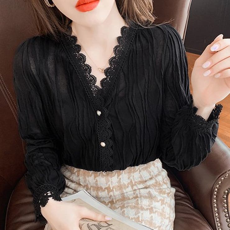 どんなシーンにも気軽に品よく着こなせるトップス(TOPS) | GRAXIA | 詳細画像5 