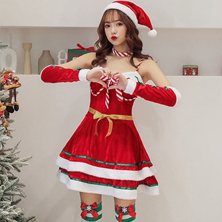 パーティー気分を高めるガーリーさ満点のサンタガール風コスプレ[品番