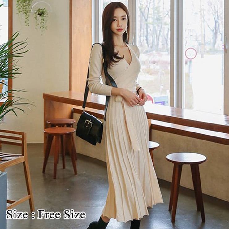 フェミニンでソフトな印象のカシュクールニットワンピース(キャバドレス CABAR… | GRAXIA | 詳細画像1 