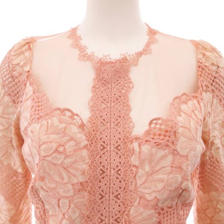 高級感漂う刺繍レースで仕立てた大人かわいいワンピース(キャバドレス CABARE… | GRAXIA | 詳細画像14 