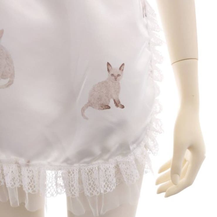 胸元とヒップの開きが目を惹くキュートな猫柄がポイントのメイドさん風コスプレ(セク… | GRAXIA | 詳細画像15 