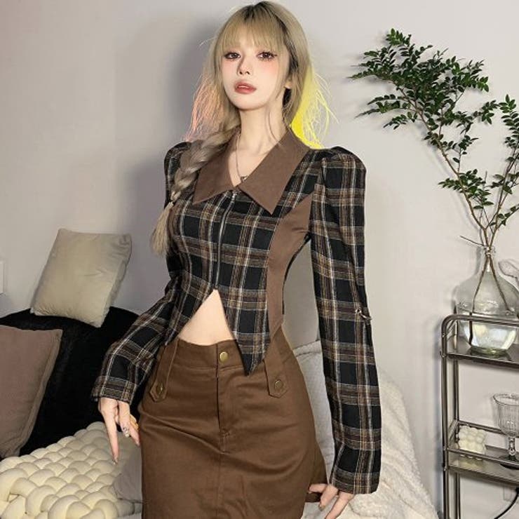 異素材をシルエットに沿って絶妙なバランスで組み合わせた変形ジップトップス(TOP… | GRAXIA | 詳細画像2 