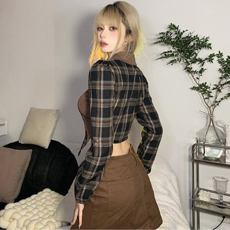 異素材をシルエットに沿って絶妙なバランスで組み合わせた変形ジップトップス(TOP… | GRAXIA | 詳細画像3 