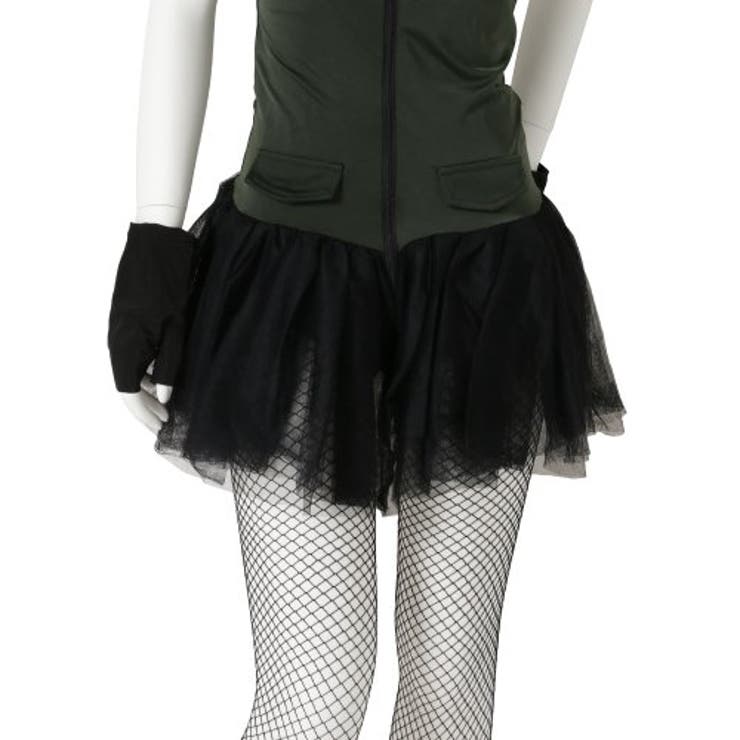 フェミニンなワンピースにアレンジしたポリスウーマン風コスプレ(COSPLAY) | GRAXIA | 詳細画像15 