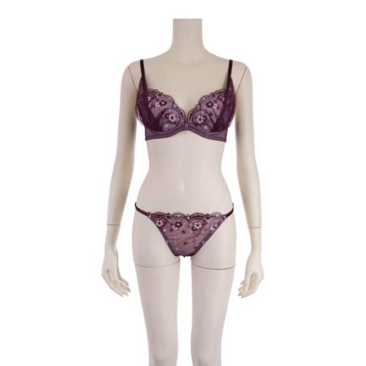 ラメ入り刺繍が上品にきらめき大人の雰囲気に仕上げたブラ ショーツセット(ブラセッ… | GRAXIA | 詳細画像9 