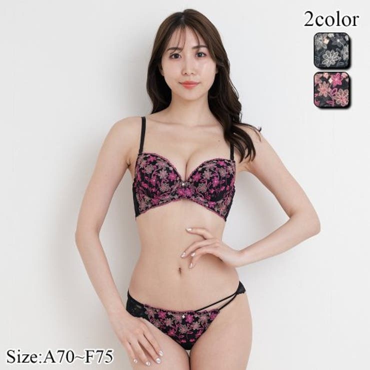 フラワー刺しゅうがメリハリを生むブラ・ショーツセット(ブラセット) | GRAXIA | 詳細画像1 