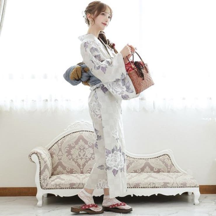市松模様に芍薬が高貴な美しさ感じる浴衣3点セット(YUKATA)[品番