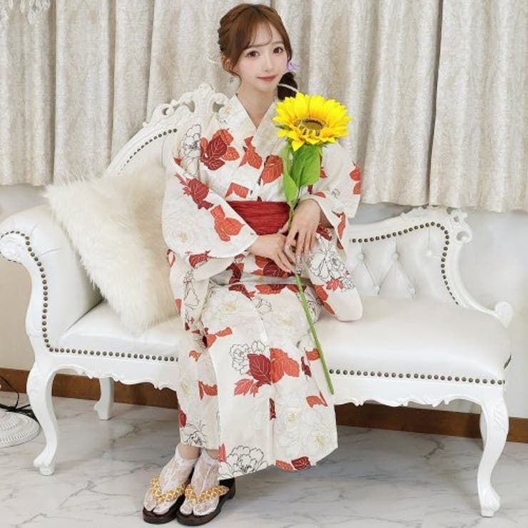 幾重にも重なる牡丹の花が可憐な浴衣3点セット(YUKATA)[品番