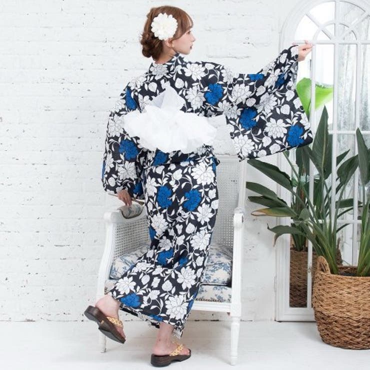 黒地に青の芍薬が幻想的に咲いた浴衣3点セット(YUKATA) | GRAXIA | 詳細画像11 