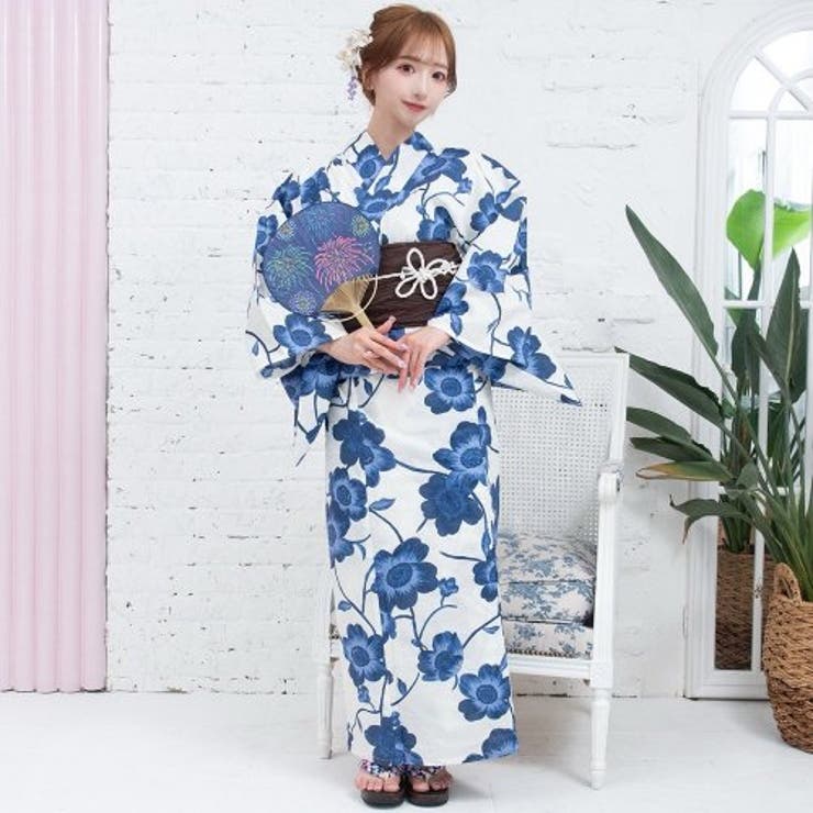 生成りに藍のグラデーションの色合いが鮮やかな浴衣3点セット