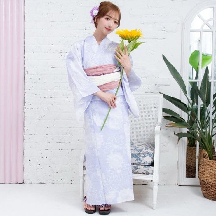 大ぶりの芍薬の花が柔らかな色合いに咲いた浴衣3点セット(YUKATA