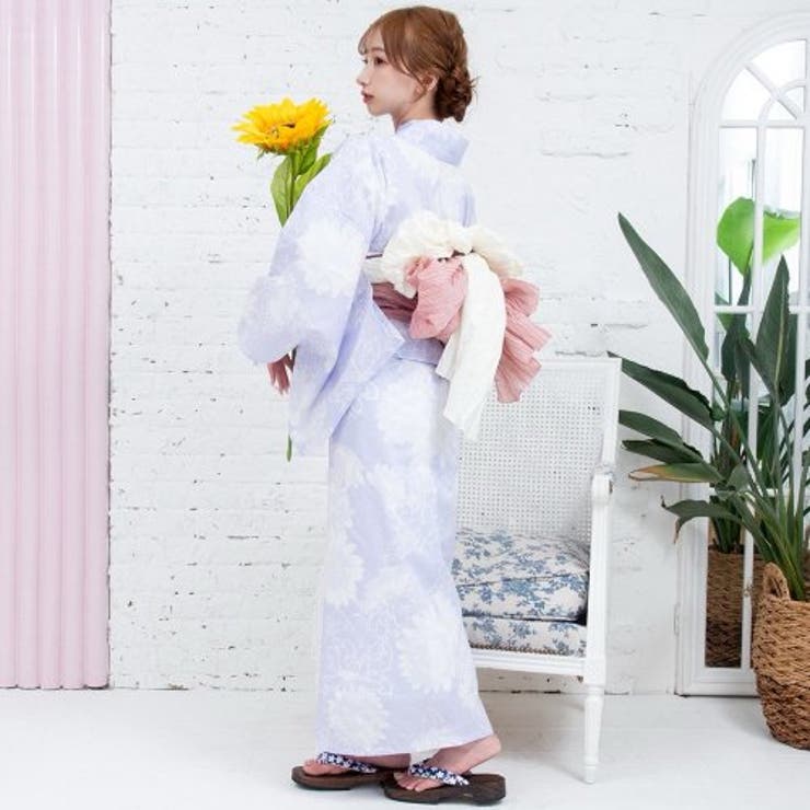大ぶりの芍薬の花が柔らかな色合いに咲いた浴衣3点セット(YUKATA) | GRAXIA | 詳細画像3 