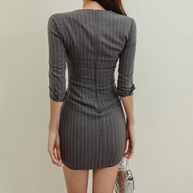 スーツライク素材で魅せる知的な大人ストライプタイトワンピース(キャバドレス CA… | GRAXIA | 詳細画像6 