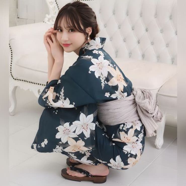 風情あふれる深緑に凛と浮かぶクラシック百合の浴衣2点セット(YUKATA) | GRAXIA | 詳細画像11 