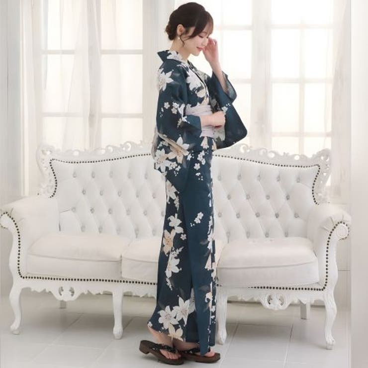 風情あふれる深緑に凛と浮かぶクラシック百合の浴衣2点セット(YUKATA) | GRAXIA | 詳細画像5 