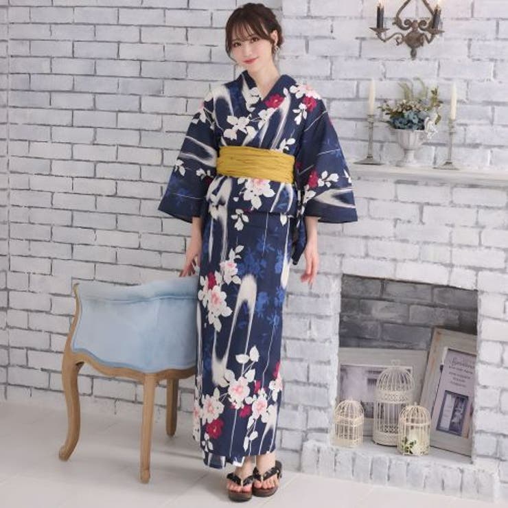 清涼な紺地に揺蕩う水流と艶めく紅椿が魅せるモダン浴衣2点セット(YUKATA) | GRAXIA | 詳細画像2 