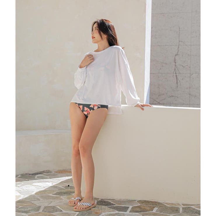 ロンＴ付き胸元カットアウト花柄ビキニ3点セット(水着・体型カバー水着) | GRAXIA | 詳細画像18 